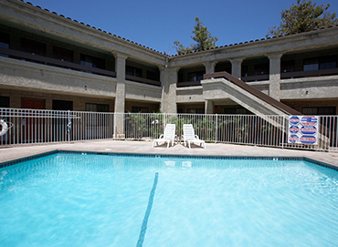 WELCOME TO PREMIER INNS THOUSAND OAKS - INVITING POOL