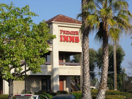 Premier Inns Thousand Oaks - Exterior View